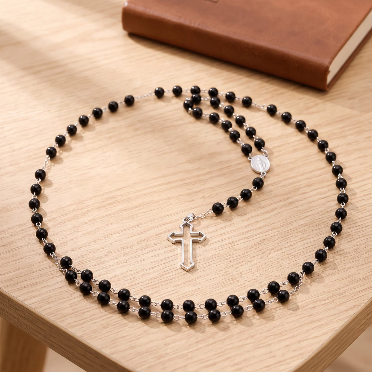Chapelet en obsidienne noire naturelle, perles noires de 6 mm et médaille miraculeuse