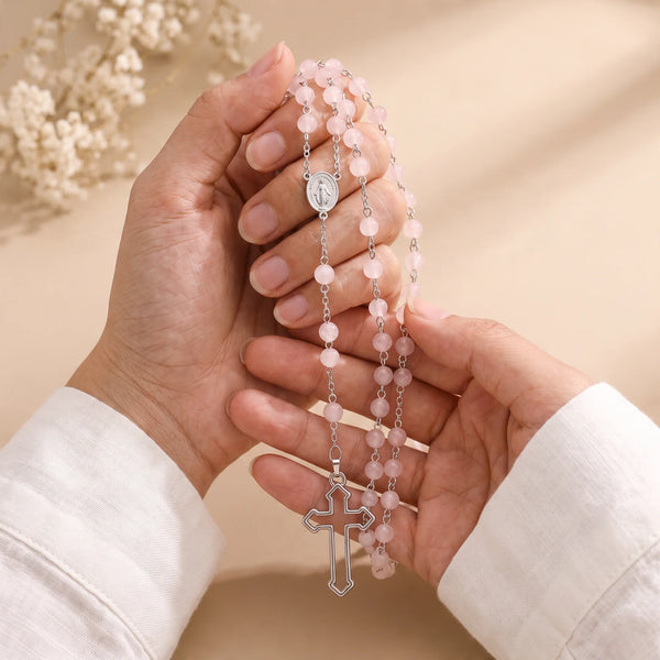 Chapelet rose en quartz rose, médaille miraculeuse et croix argentée
