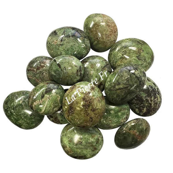 Chrysoprase pierre naturelle – vert pomme lumineux et vertus en lithothérapie
