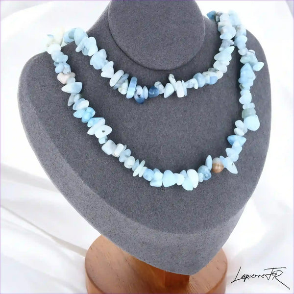 Collier Aigue-Marine Baroque Clair & Pur (Écume Sereine) avec pépites naturelles bleu pâle.