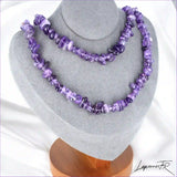 Collier Améthyste Baroque (Élixir Violet) en pierres naturelles violettes, disponible en 42cm et 90cm.