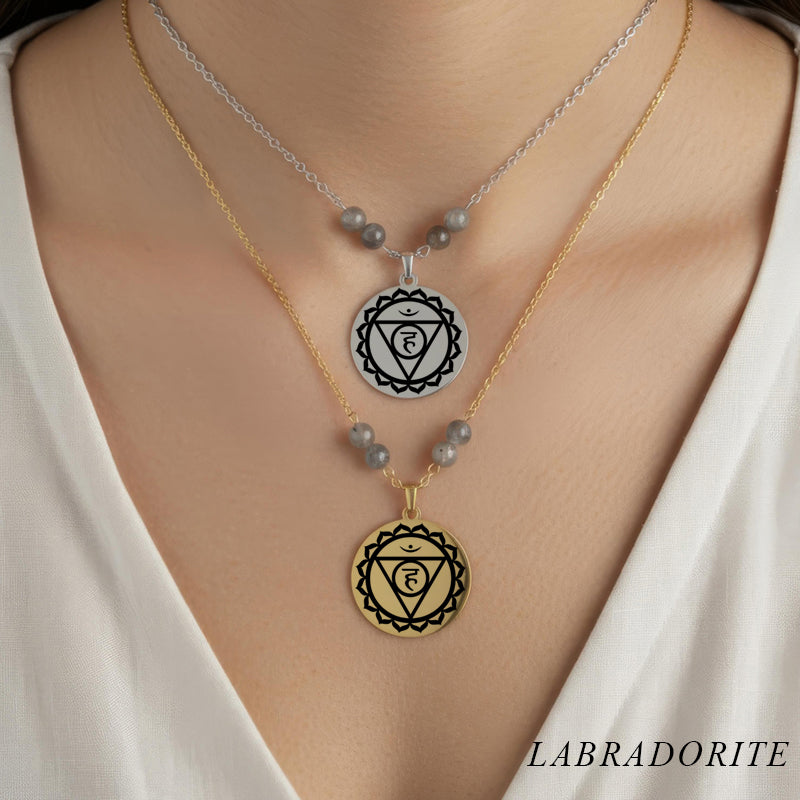 Collier Chakra Gorge Vishuddha acier inoxydable doré et argenté avec perles en labradorite expression
