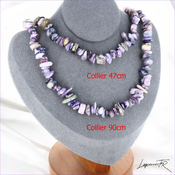 Collier femme (Volutes de Sagesse) en Charoïte baroque, bijou de transformation et de sagesse.