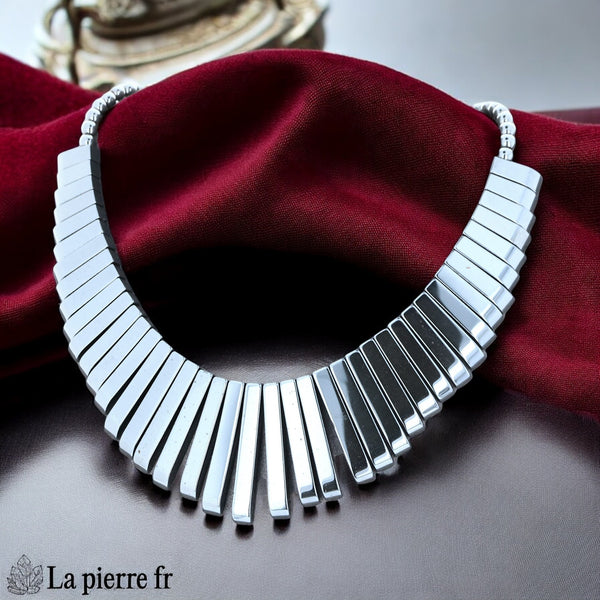Collier hematite col égyptien à large éventail de bâtonnets, 45 cm