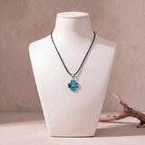 Collier Pendentif Trèfle à 4 Feuilles en Nacre Naturelle Bleue