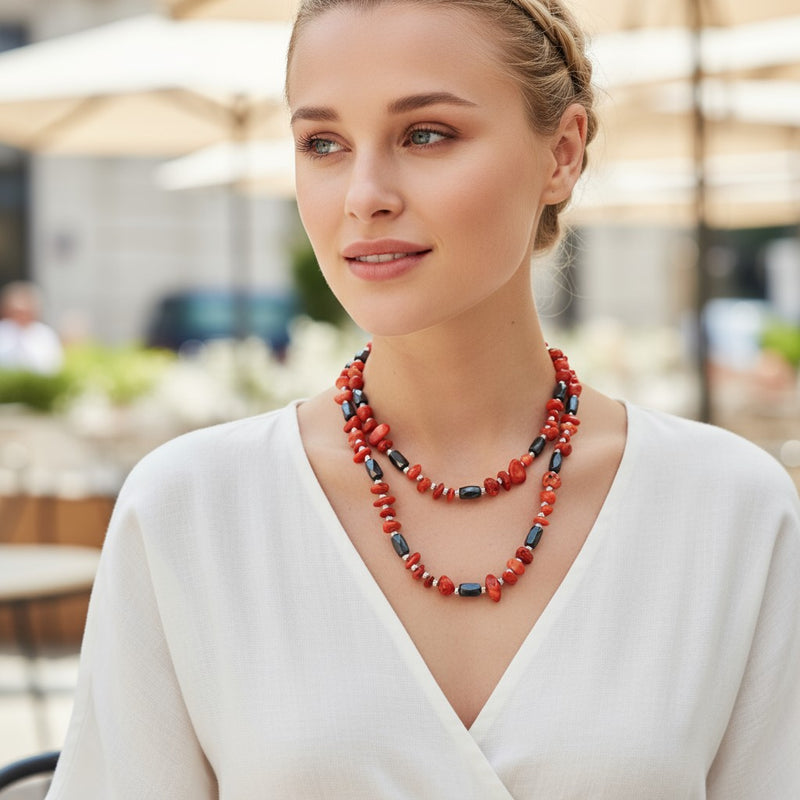 Collier hématite magnétique 90 cm porté en double tour, bambou de mer rouge