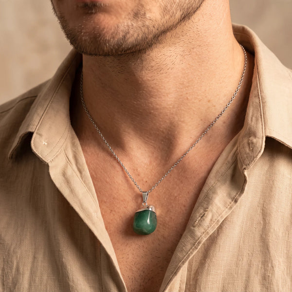 Collier homme pendentif en aventurine verte, pierre roulée sur chaîne argentée