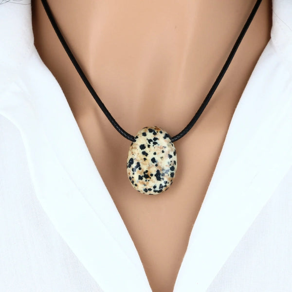 Pendentif Pierre Percée Jaspe Dalmatien " joie & légèreté d’esprit "