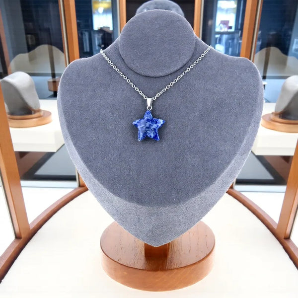 bijou étoile en sodalite bleue veines blanches naturelle