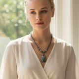 Collier Pendentif Goutte en Hématite