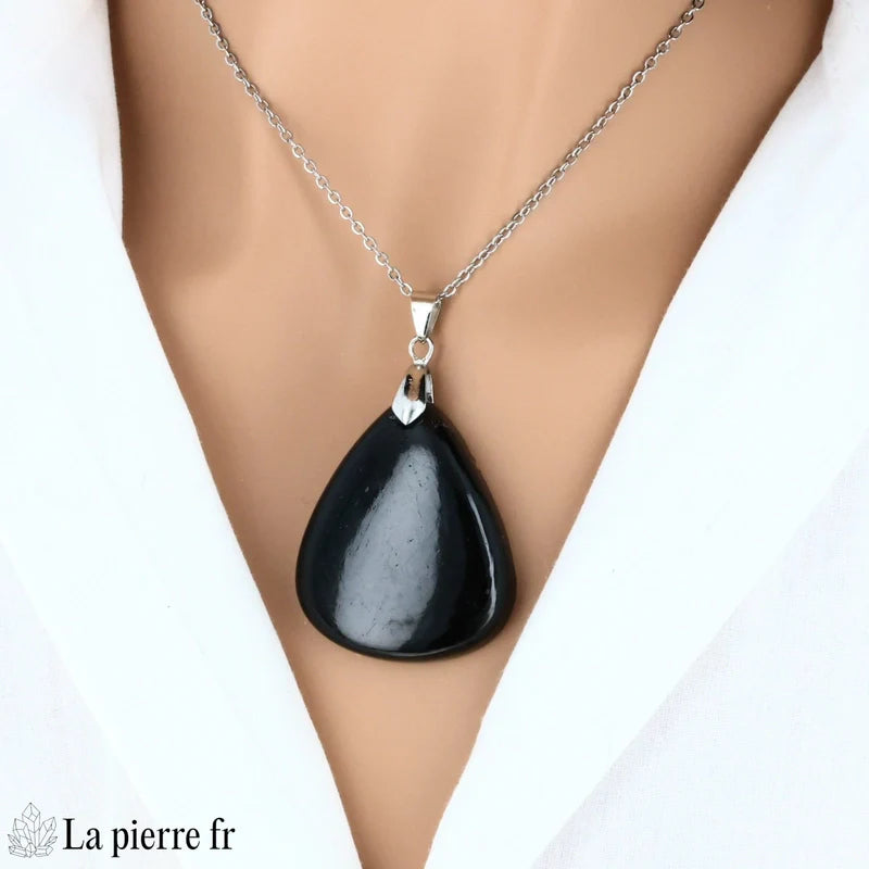 Pendentif en Tourmaline noire naturelle du Brésil. Pierre de protection énergétique et d'ancrage. Qualité supérieure, non traitée. La Pierre Fr