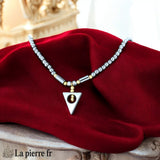 Collier Pendentif Triangle Ajouré en Hématite