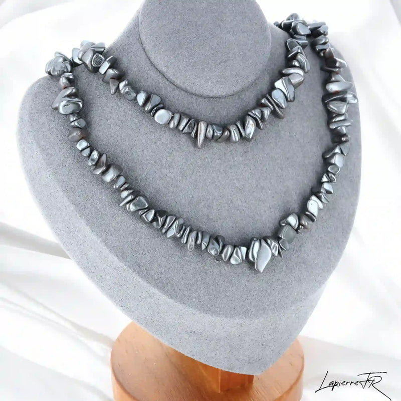 Collier Hématite Baroque Métallique (Ancre de Fer) avec pépites naturelles au lustre gris acier.