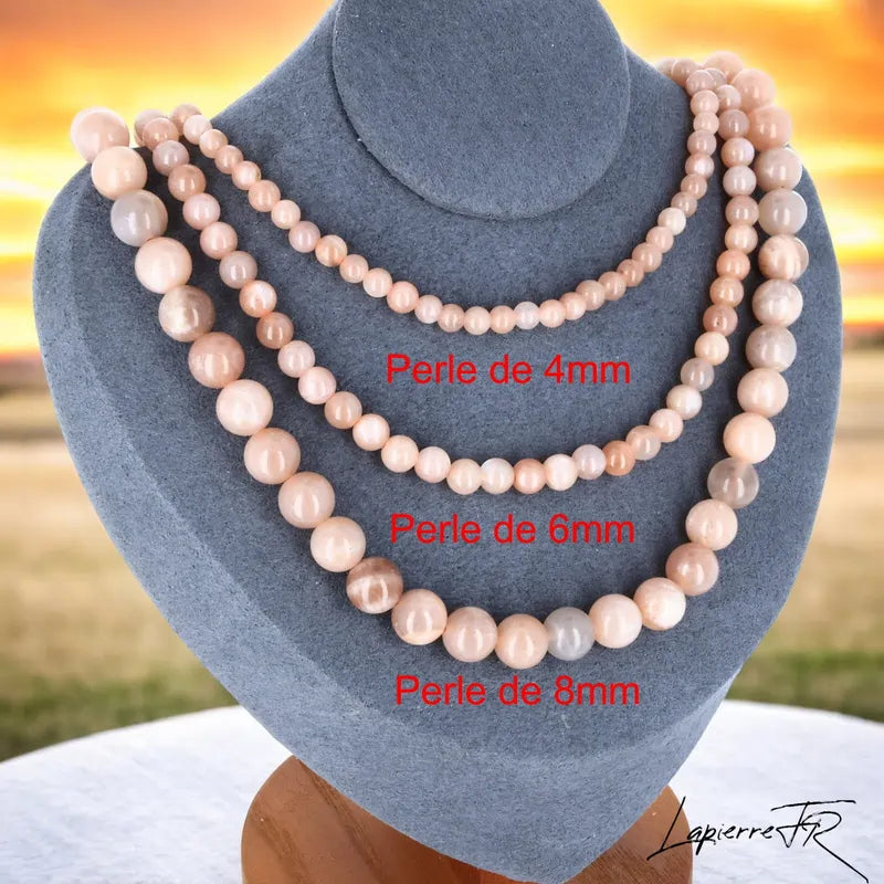 Collier Pierre de Soleil en pierre naturelle, bijou de lithothérapie pour femme, perles rondes dorées et cuivrées véritables, symbole de vitalité et de joie intérieure.