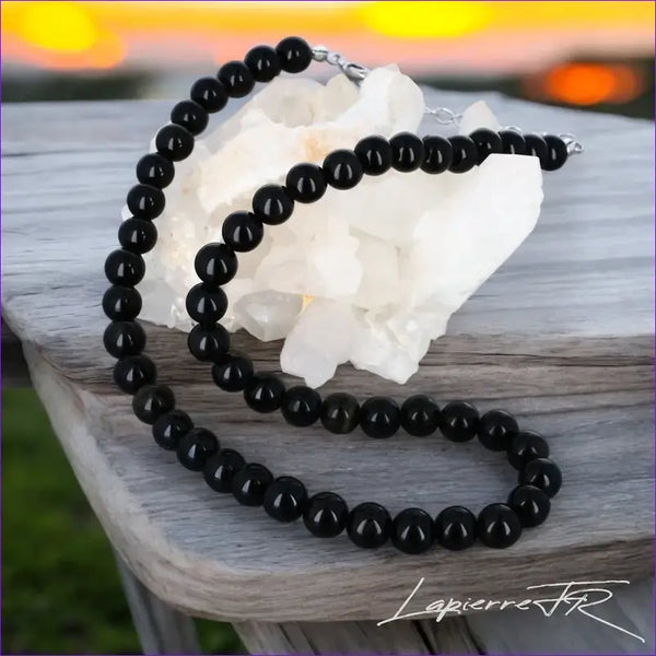 Collier en pierre naturelle obsidienne dorée, clarté mentale et style.