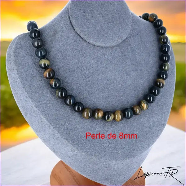 Collier ras de cou en Œil de Faucon – Élégance et bienfaits en lithothérapie