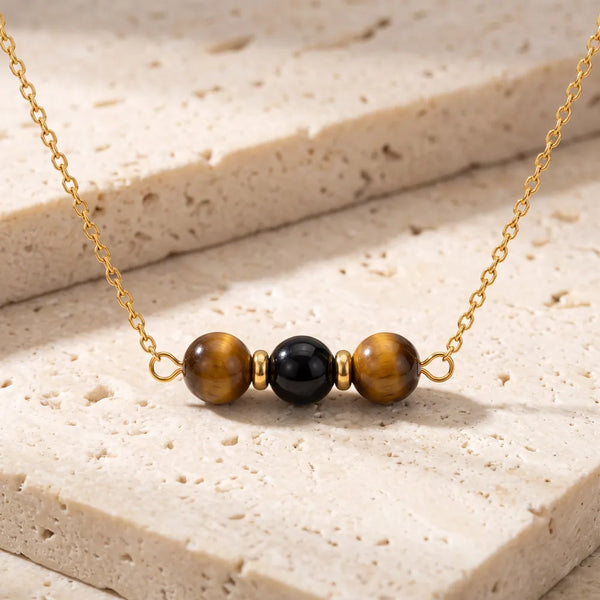 Collier pierre marron TRINA® en œil de tigre et onyx, trois perles sur chaîne dorée