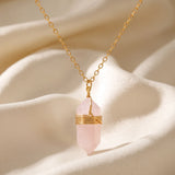 Collier Quartz Rose, Pierre Rose en Pointe sur Chaîne Dorée
