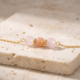 Collier Quartz Rose et Pierre de Lune TRINA®, Chaîne Fine Dorée
