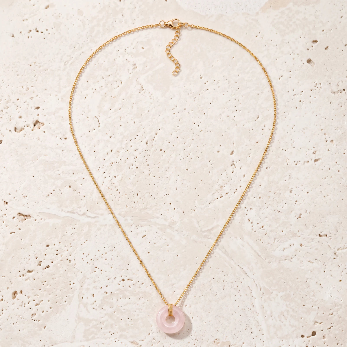 Collier quartz rose sur chaîne dorée en acier inoxydable, 48 à 53 cm