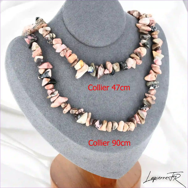 Collier femme (Cœur Apaisé) en Rhodonite baroque, bijou de guérison émotionnelle et d'amour.
