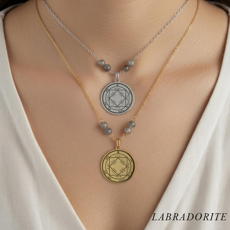 Collier talisman Troisième Pentacle du Soleil avec perles en labradorite, collier ésotérique de protection lumineuse
