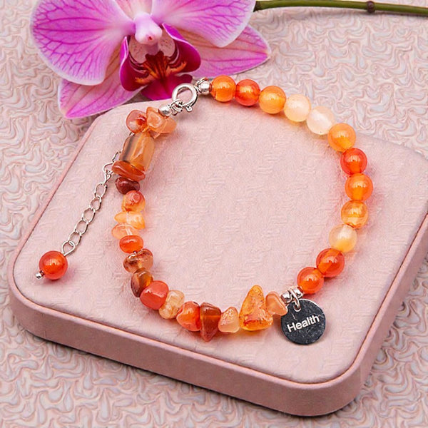 Détail du bracelet Cornaline DUO® avec chaîne réglable en acier inoxydable