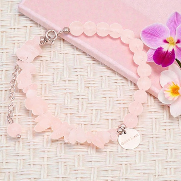 Détail du bracelet Quartz rose DUO® avec chaîne réglable en acier inoxydable