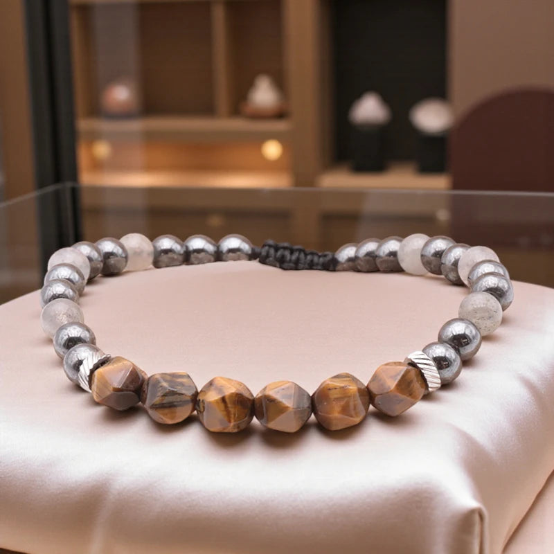 détail des perles naturelles Œil de Tigre Labradorite et Hématite