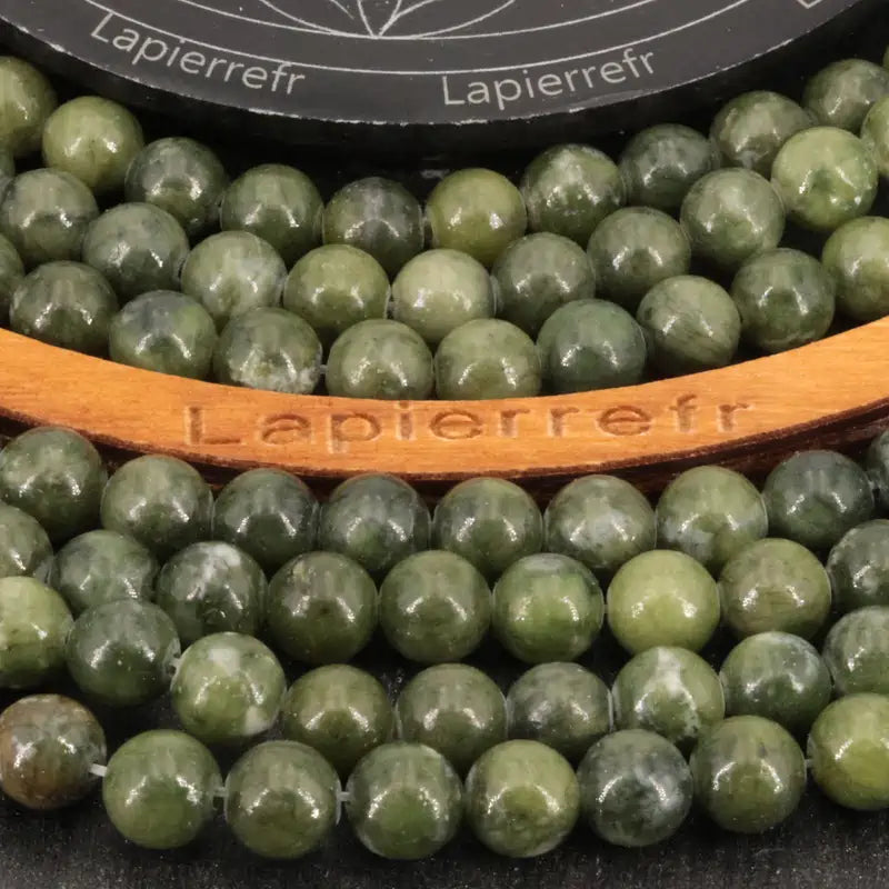 Fil de perles jade vert 6 mm pour la création de bijoux
