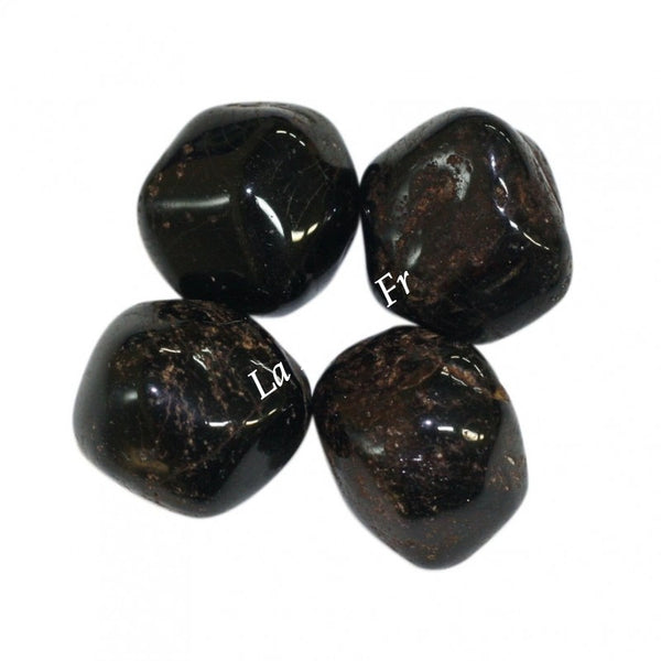 Grenat pierre naturelle – propriétés et bienfaits