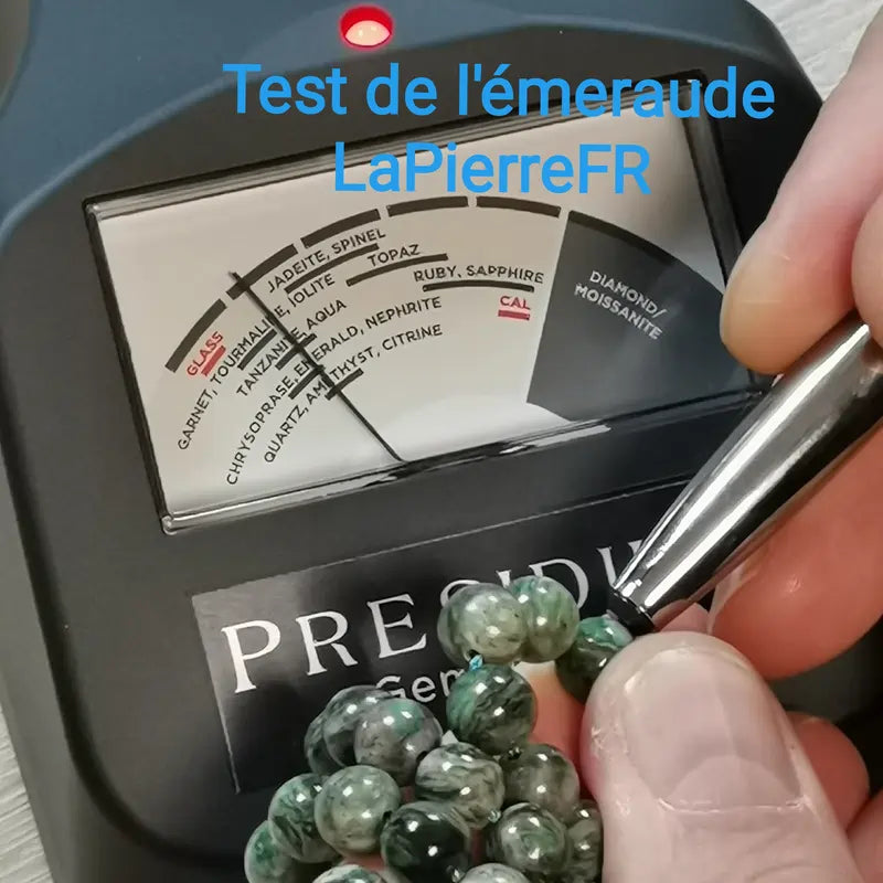 Détail des perles d'Émeraude Verte commune, pierre naturelle verte pour lithothérapie
