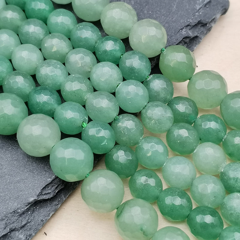 Perles d'Aventurine Verte facettées 4, 6, 8 et 10 mm — Fil de 36 cm