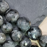 Perles de Larvikite facettées 4, 6, 8 et 10 mm — Fil de 36 cm