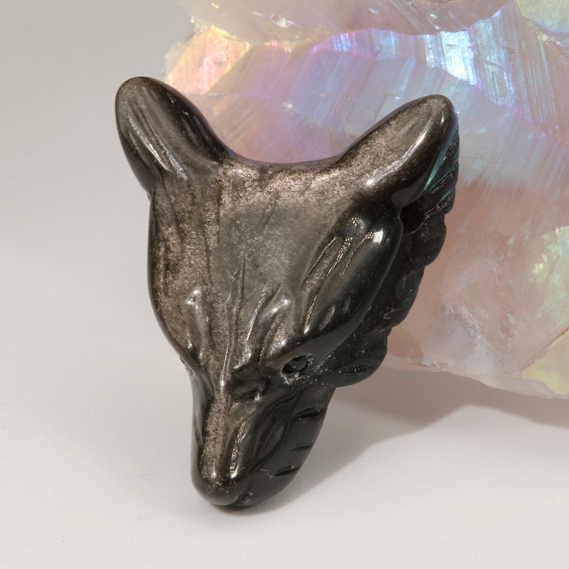 Profil du pendentif tête de loup, 13 mm d'épaisseur