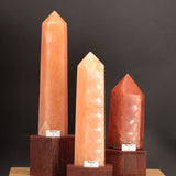 Pointe en Calcite Orange du Brésil — Grand obélisque poli à la main