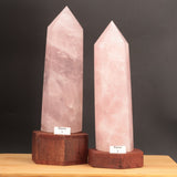 Pointe en Quartz Rose de Madagascar — Grand obélisque poli à la main