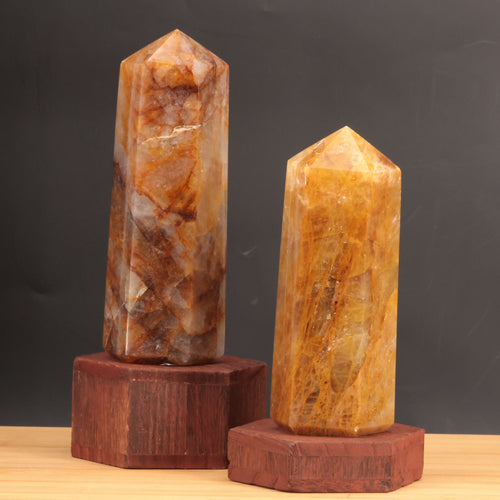 Pointe en Quartz Hématoïde Jaune de Madagascar — Grand obélisque poli