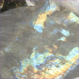 Labradorite de Madagascar 1,495Kg - La Pierre FR