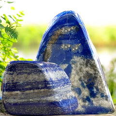 Pierre Lapis Lazuli bleue intense avec inclusions de pyrite dorée