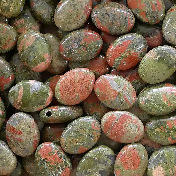 pendentif pierre percée unakite ovale vert et rose 20 à 30 mm
