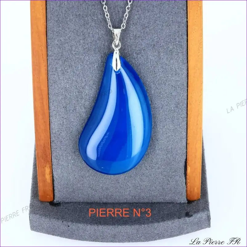 Pendentif larme en pierre d'agate bleue - La Pierre FR