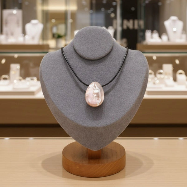 collier agate fleur nuances rosées et crème
