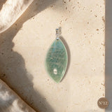 Pendentif Amazonite Pièce Unique, Forme Libre Polie, Numéro au Choix