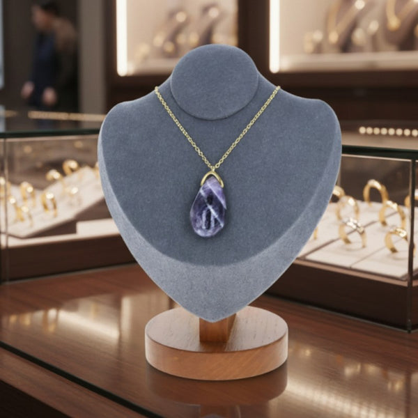 pendentif Améthyste Rubanée avec chaîne dorée 60 cm, pierre naturelle en larme