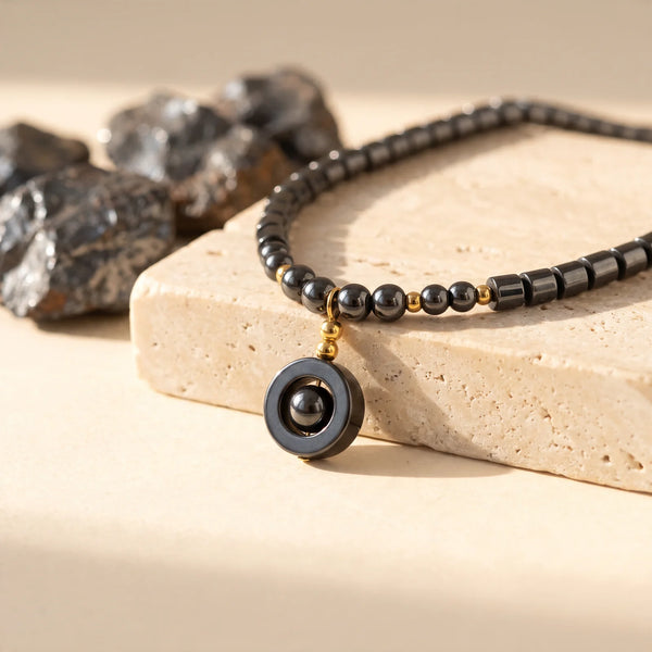 Pendentif anneau cible en hématite grise, idée cadeau collier en perles de pierre naturelle