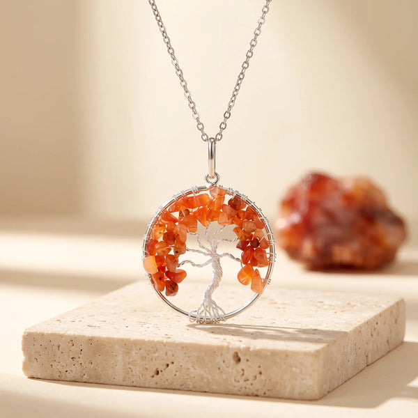 Pendentif arbre de vie en cornaline véritable, éclats rouge orangé sur fil de cuivre argenté