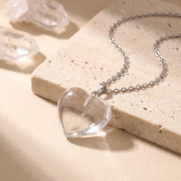 Pendentif cœur en cristal de roche de 2 à 3 cm, idée cadeau bijou en pierre naturelle