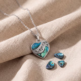 Collier Pendentif Cœur Dentelle en Nacre Naturelle Bleue