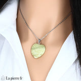 Pendentif cœur en Jade Vert, pierre naturelle pour la lithothérapie.